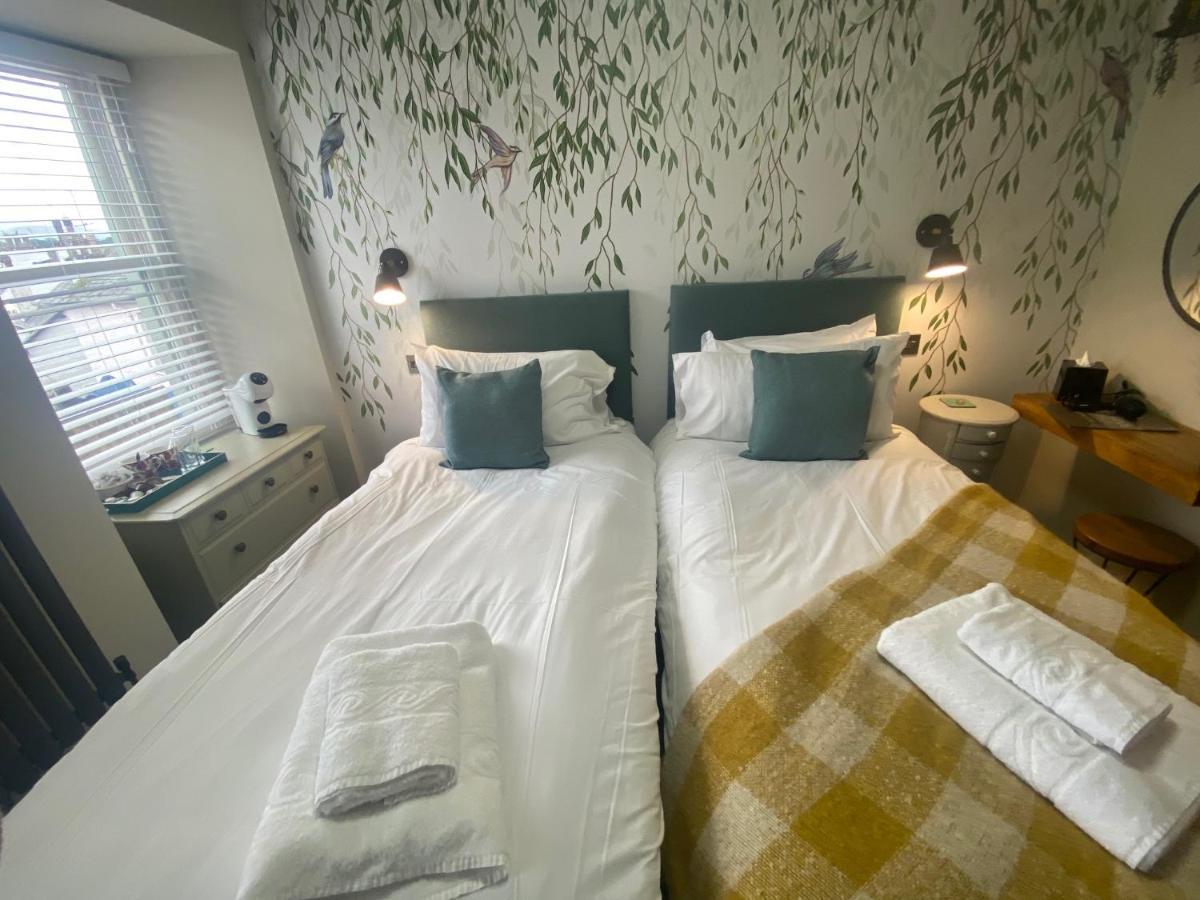 The Hive At Poppi-Red Bed & Breakfast Hawkshead Eksteriør bilde